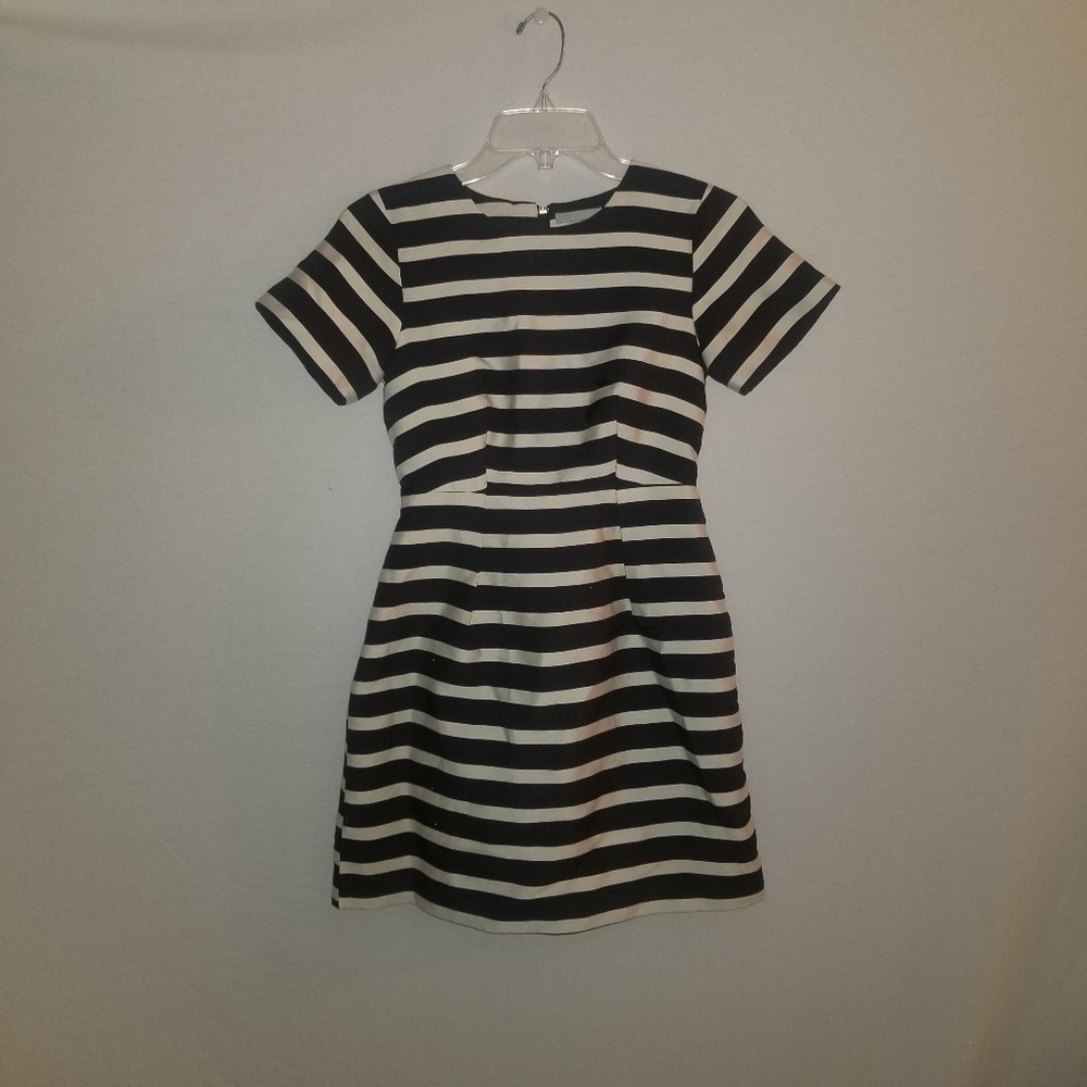 H&M Black & White Horizontal Stripped Dress B2